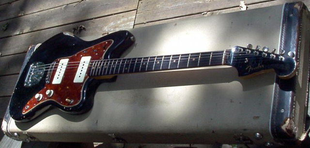 1963jazzmasterBlackPic1