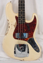 1964FenderJazzBass_pic3