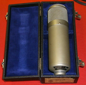 Neumann_U47_mic_2