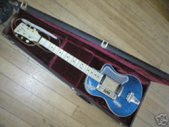 GoyaModel90BluePic1